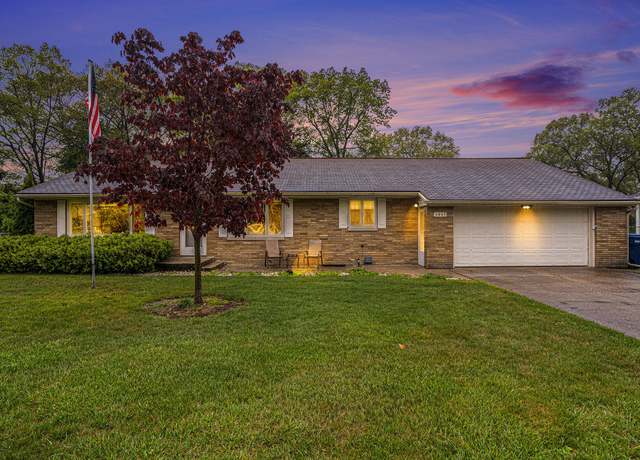 Property at 4845 Elmwood St, Norton Shores, MI 49441, 3 beds, 2 baths