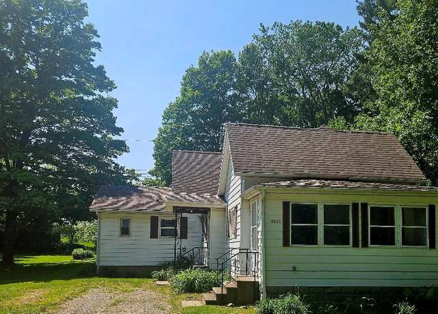 Property at 6218 Trend St, Mayville, MI 48744, 3 beds, 1 bath