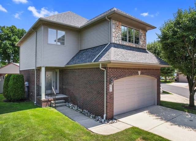 Property at 29709 Francesca Ln, Chesterfield, MI 48047, 2 beds, 3 baths