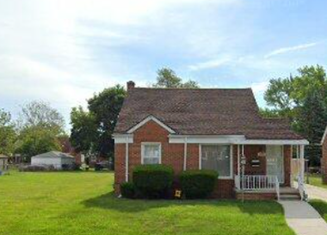 Property at 9030 Grandville Ave, Detroit, MI 48228, 4 beds, 1.5 baths