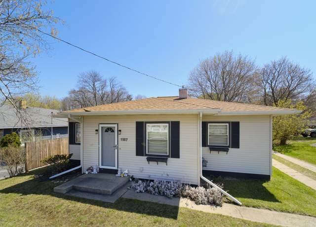 Property at 1187 Maple Rd, Manistee, MI 49660, 3 beds, 1.5 baths