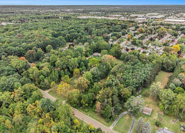 Property at 7655 Koppernick Rd, Canton, MI 48187, 4 beds, 2.5 baths