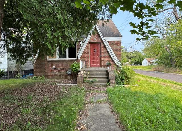 Property at 15379 Dolphin St, Detroit, MI 48223, 4 beds, 1 bath