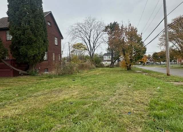Property at 5813 Chalmers St, Detroit, MI 48213