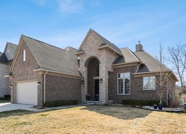 Property at 54623 Lawson Creek Dr, Shelby Twp, MI 48316, 3 beds, 3.5 baths