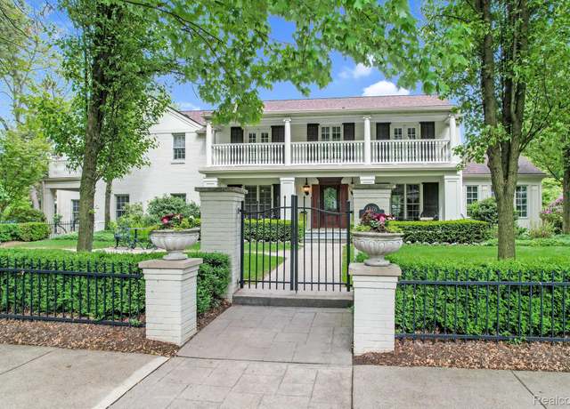 Property at 1378 Lyonhurst St, Birmingham, MI 48009, 5 beds, 5 baths