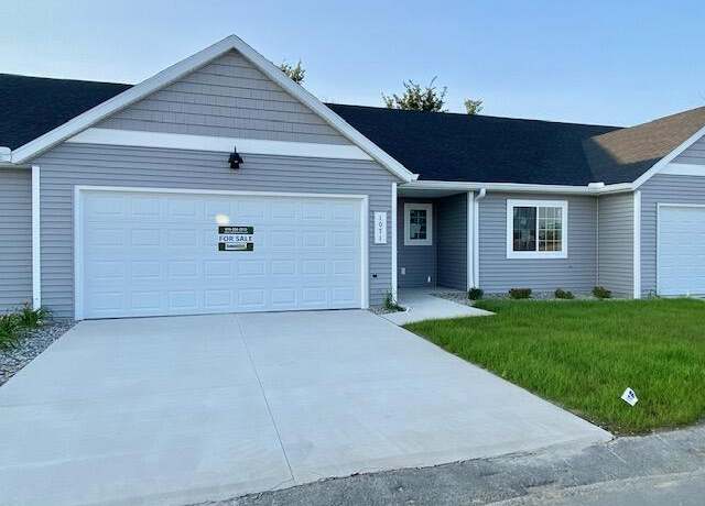 Property at 4278 Highpoint Dr, Wayland, MI 49348, 2 beds, 2 baths