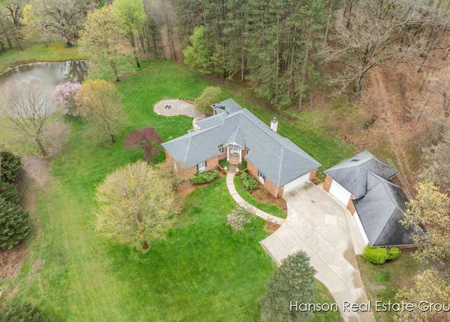 Property at 9200 Bailey Dr NE, Ada, MI 49301, 3 beds, 2.5 baths