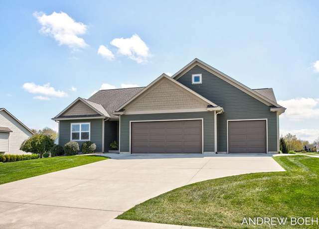 Property at 6930 Groveside Dr, Zeeland, MI 49464, 4 beds, 3 baths
