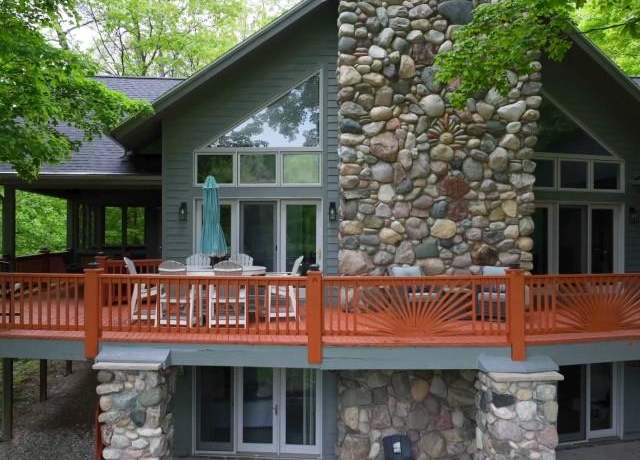 Property at 4492 Forest Trl, Bellaire, MI 49615, 4 beds, 3.5 baths