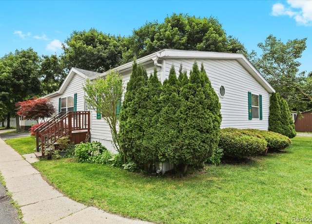Property at 351 N Squirrel Road Lot 76 Rd, Auburn Hills, MI 48326, 3 beds, 2 baths