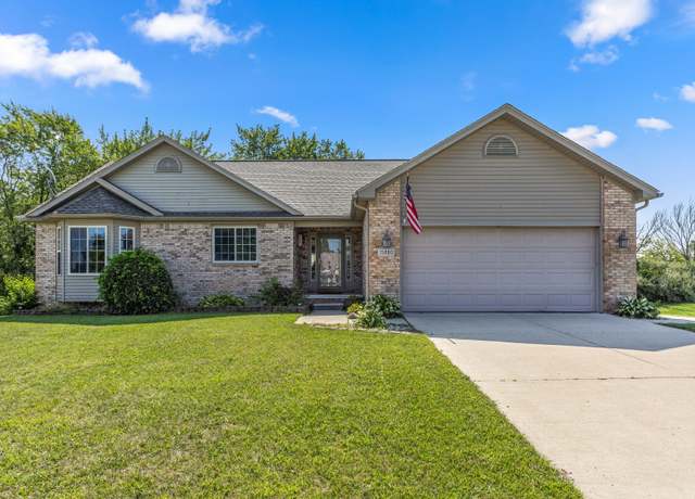 Property at 15080 Peach Tree Ln, Monroe, MI 48161, 3 beds, 2 baths