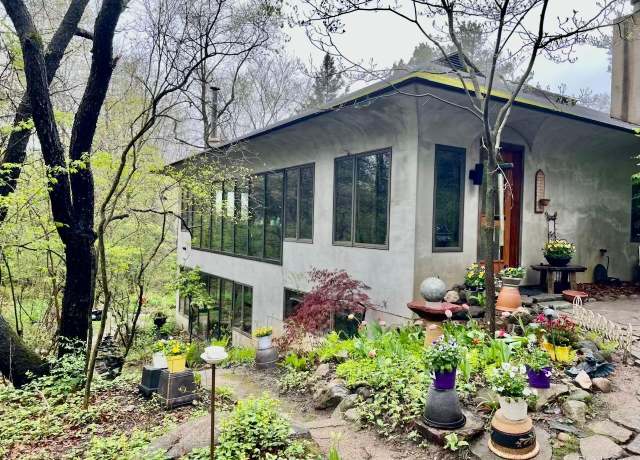 Property at 5891 Delano Rd, Oxford, MI 48371, 3 beds, 2 baths