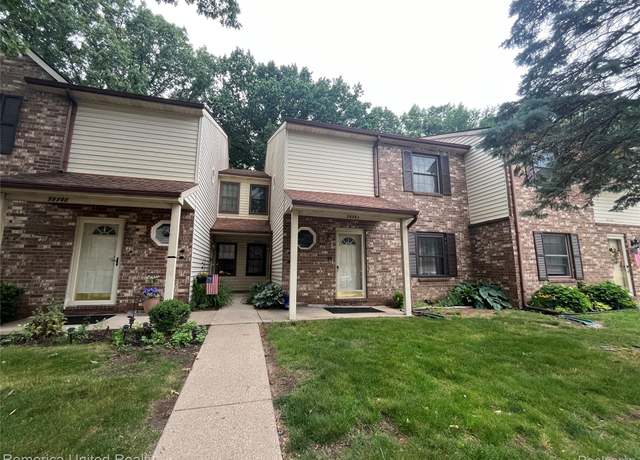 Property at 35754 Castlewood Ct, Westland, MI 48185, 2 beds, 2 baths