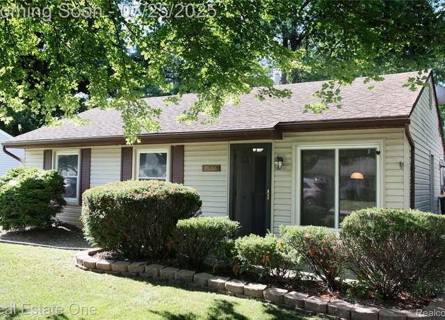Property at 2866 James Rd, Auburn Hills, MI 48326, 2 beds, 1 bath