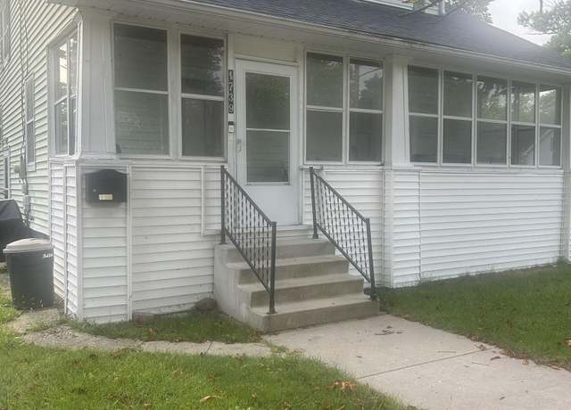 Property at 1739 N Woodbridge St, Saginaw, MI 48602, 3 beds, 2.5 baths