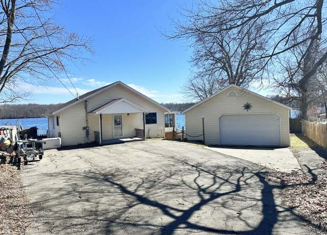Property at 12118 N Sherman Lake Dr, Augusta, MI 49012, 2 beds, 2 baths