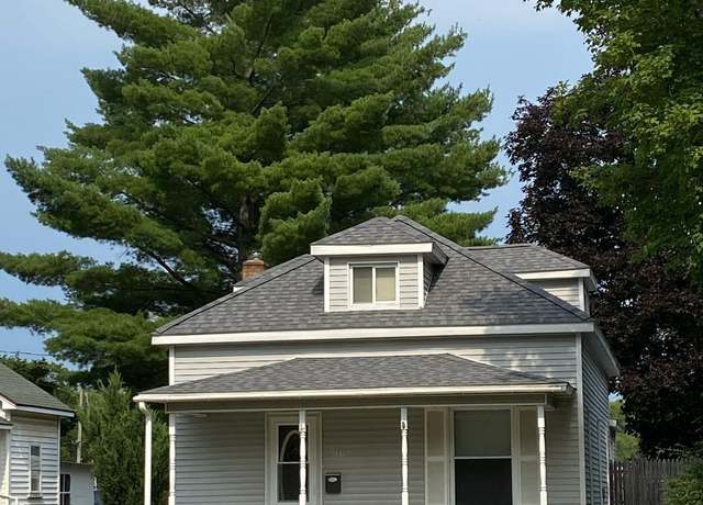 Property at 518 N Michigan Ave, Big Rapids, MI 49307, 4 beds, 2.5 baths