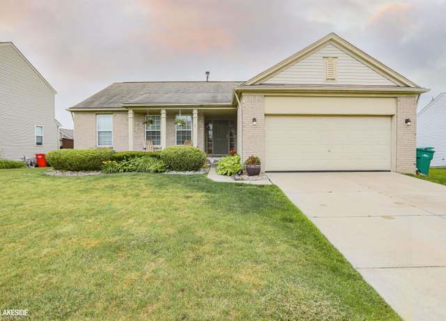 Property at 56798 Winding Creek Dr, Macomb, MI 48042, 3 beds, 2.5 baths