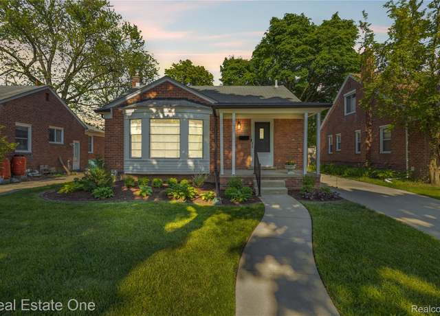 Property at 23530 Morton St, Oak Park, MI 48237, 3 beds, 1 bath