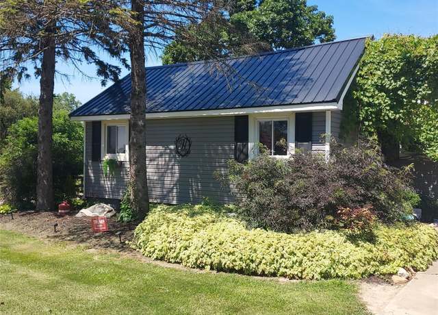 Property at 4481 Belford Rd, Holly, MI 48442, 2 beds, 1.5 baths