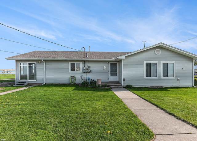 Property at 7618 South Channel Dr, Harsens Island, MI 48028, 3 beds, 2.5 baths