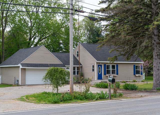 Property at 1618 E High, Mt Pleasant, MI 48858, 3 beds, 1.5 baths