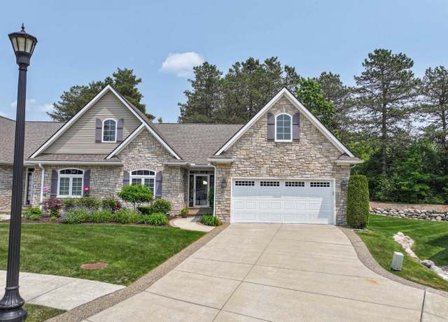 Property at 12375 Worthington Ct, Grand Blanc, MI 48439, 3 beds, 2.5 baths
