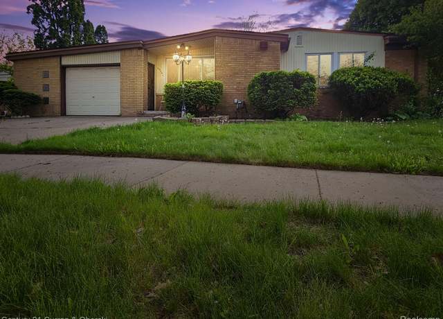 Property at 24161 Beverly St, Oak Park, MI 48237, 3 beds, 2 baths