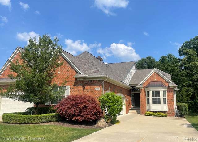 Property at 2750 Castlemartin Ct, Oakland, MI 48306, 3 beds, 3.5 baths