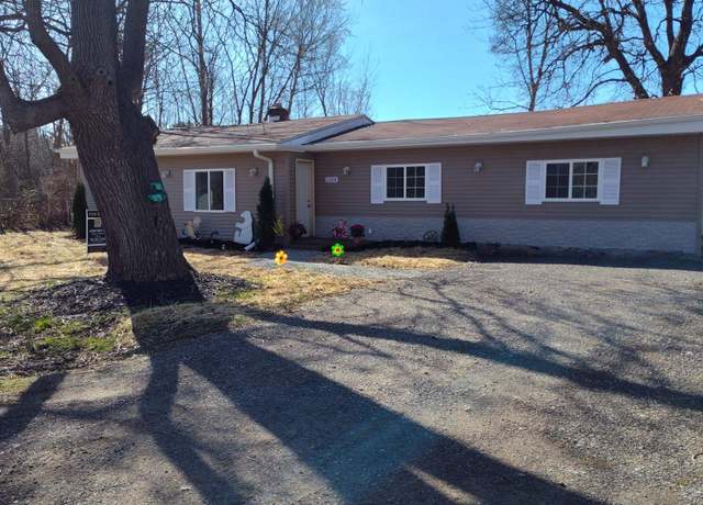 Property at 1314 Alexandrine St, Mt Morris, MI 48458, 4 beds, 2 baths
