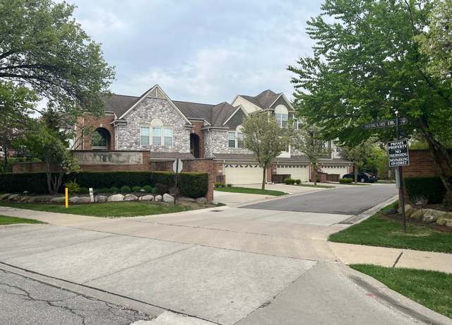 Property at 5 Bradford, Dearborn, MI 48126, 3 beds, 2.5 baths