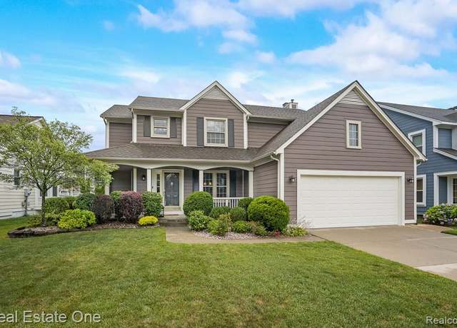 Property at 820 Linden Way, Auburn Hills, MI 48326, 4 beds, 2.5 baths
