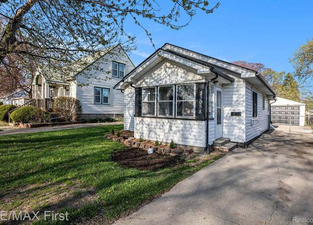 Property at 23058 Shakespeare Ave, Eastpointe, MI 48021, 2 beds, 1 bath