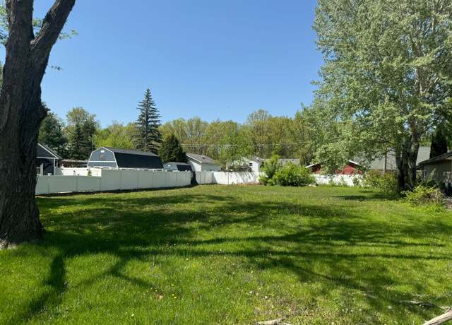Property at 34070 Edna St, Farmington Hills, MI 48335, 1 bath