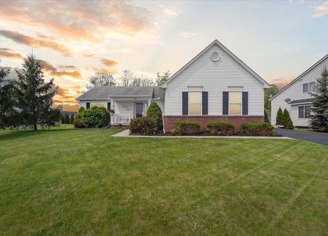 Property at 8072 Lark Ln, Grand Blanc, MI 48439, 4 beds, 3 baths