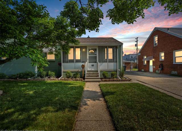 Property at 961 E Woodruff Ave, Hazel Park, MI 48030, 3 beds, 1.5 baths
