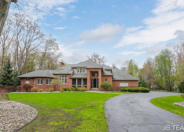 Property at 6579 Partridge Ln, Holland, MI 49423, 4 beds, 4.5 baths