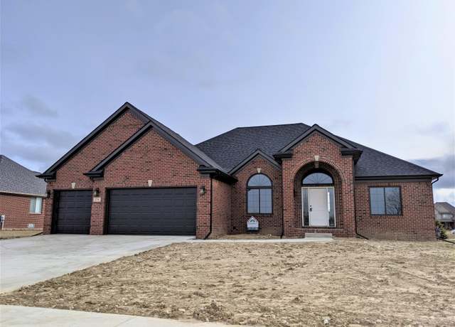 Property at 8199 Hunters Ridge Dr, Newport, MI 48166, 3 beds, 2 baths
