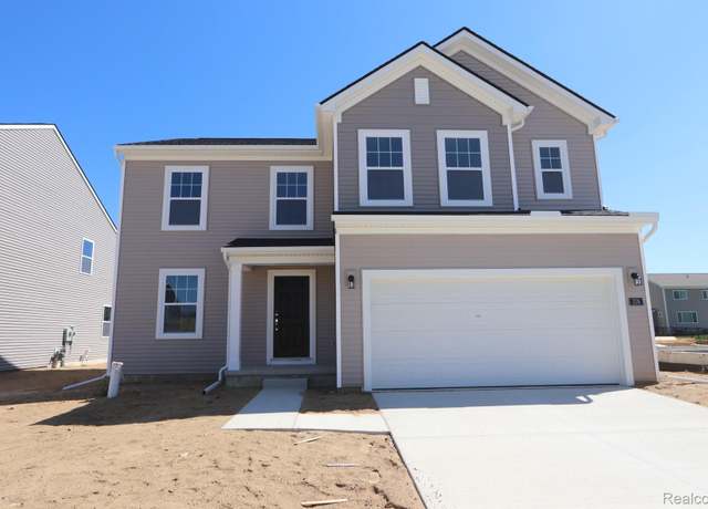 Property at 378 Edge Brook Dr, Holly Township, MI 48442, 3 beds, 2.5 baths