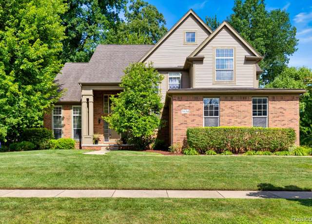 Property at 5634 Plantation Dr, Commerce Twp, MI 48382, 4 beds, 3.5 baths
