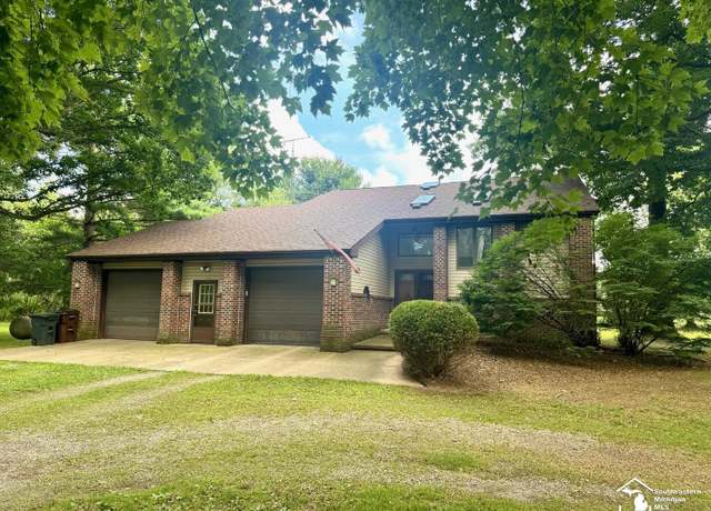 Property at 5711 Wells Rd, Petersburg, MI 49270, 3 beds, 3 baths