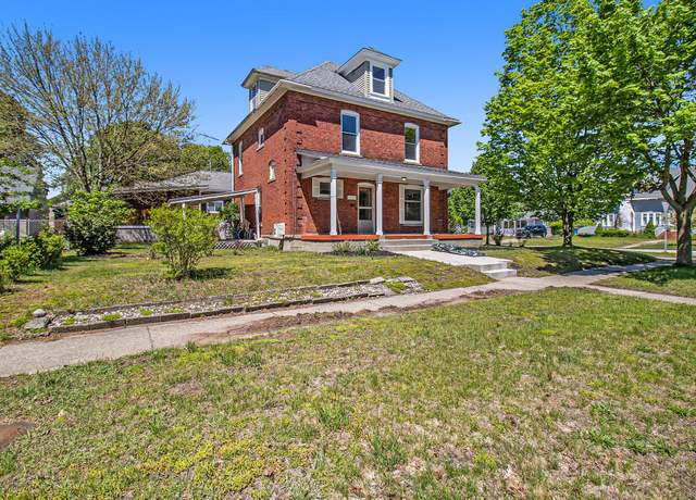 Property at 115 N Emily St, Ludington, MI 49431, 4 beds, 2.5 baths