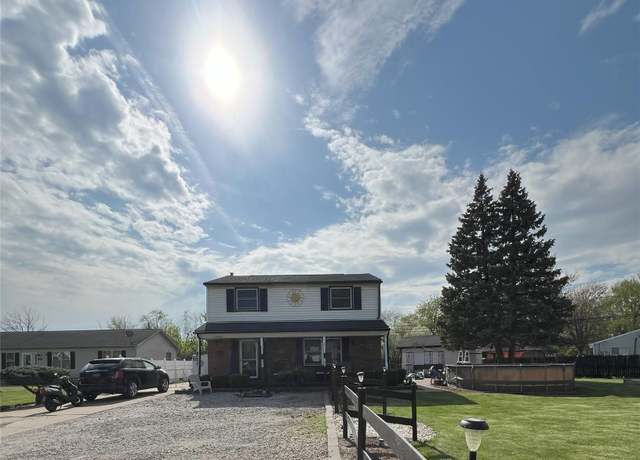 Property at 12800 Jackson St, Taylor, MI 48180, 3 beds, 1.5 baths