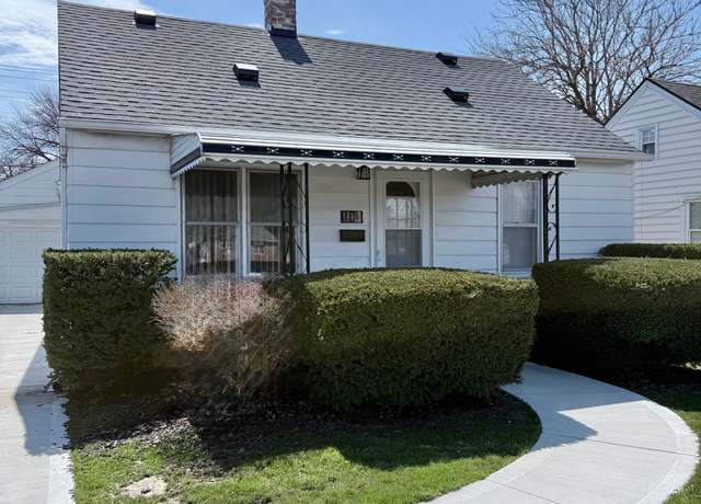 Property at 17836 E 12 Mile Rd, Roseville, MI 48066, 2 beds, 1 bath