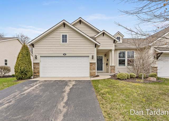 Property at 146 Woodslee Ct, Norton Shores, MI 49444, 2 beds, 2.5 baths