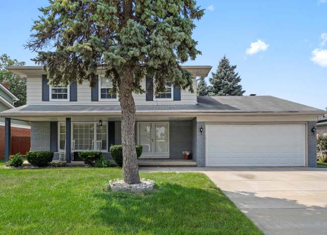 Property at 29027 Gilbert Dr, Warren, MI 48093, 4 beds, 2.5 baths
