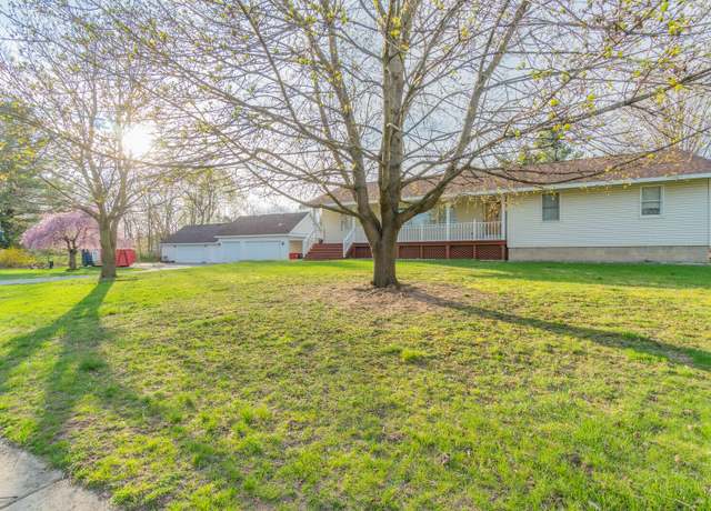 Property at 373 W Brooks St, Newaygo, MI 49337, 3 beds, 2 baths