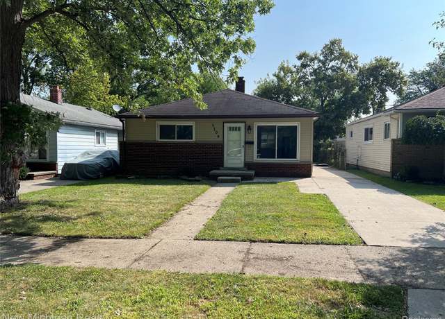 Property at 5709 Weddell St, Dearborn Heights, MI 48125, 3 beds, 1 bath