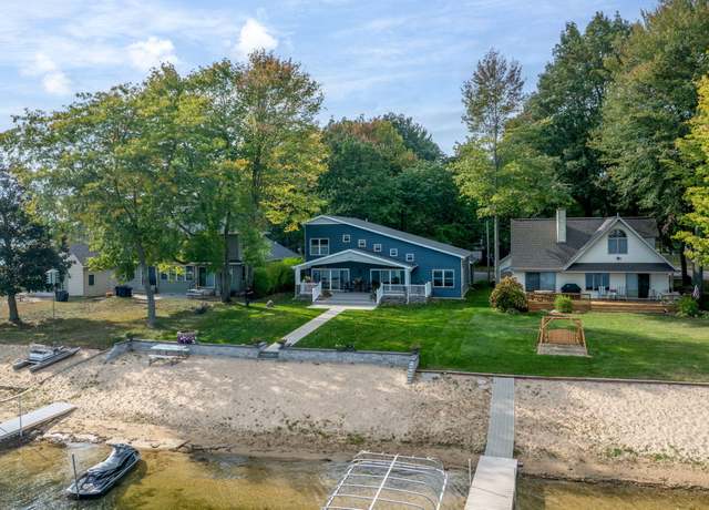 Property at 10849 First St, Canadian Lakes, MI 49346, 4 beds, 3 baths
